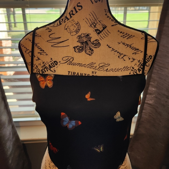 🦋 Forever 21, women's crop top. - Picture 2 of 9